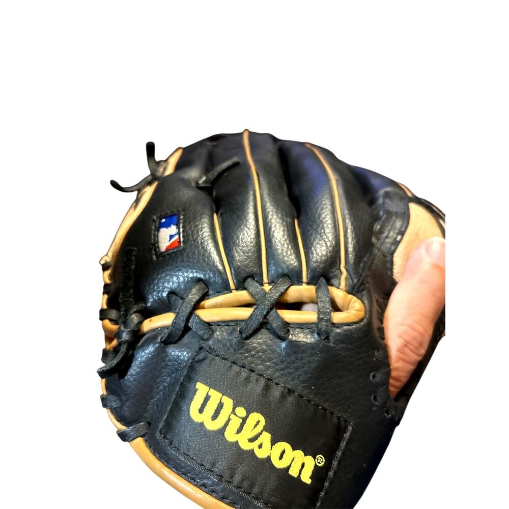 Wilson A2450 12 inch Genuine leather‎ Right handed 12 inch